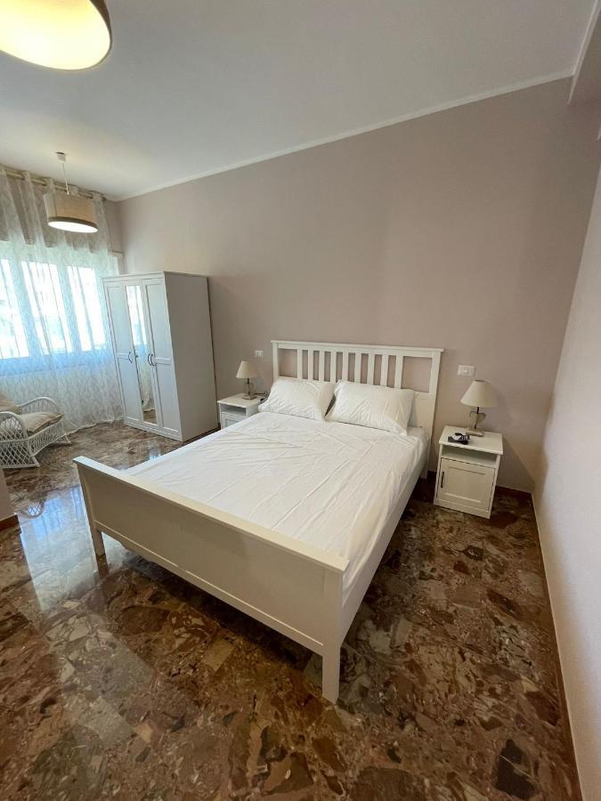 Alloggio Turistico Dea Bendata Anzio Bagian luar foto